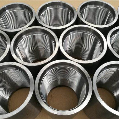 4 1/2 API 5CT الأنابيب والغلافات الفولاذ الكربوني الرفيع الجودة التوصيل الخيوط للنفط والغاز