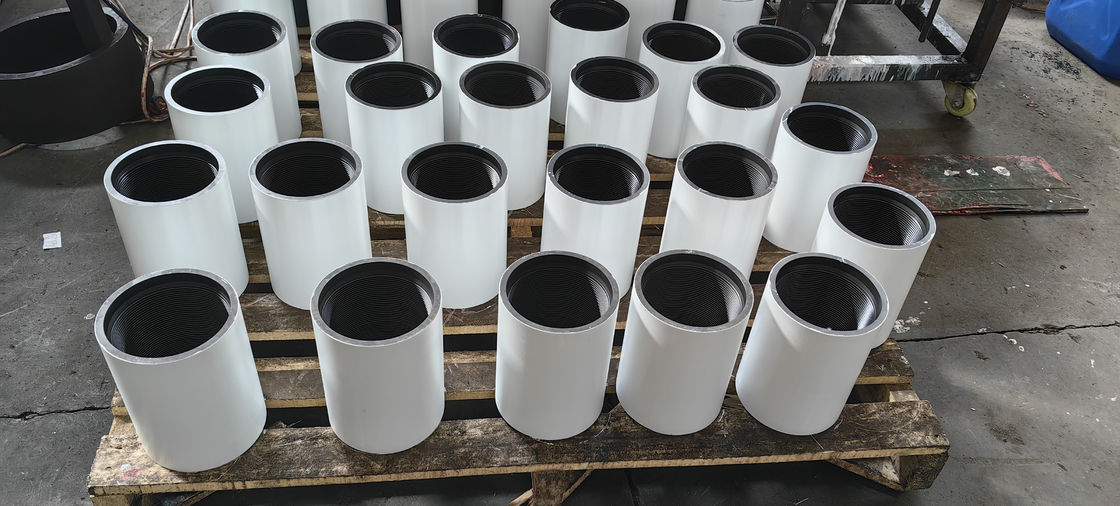 4 1/2 API 5CT أنابيب وغلافات من فولاذ الكربون أو تقليل الارتباط للنفط والغاز