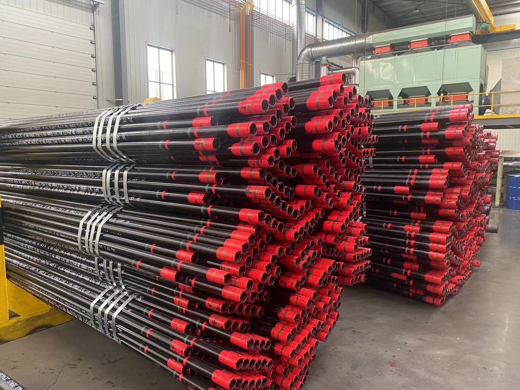 API 5CT غلاف الخيوط الخاصة والأنابيب P110 26 PPF 7 المدى 2 بدون خياطة