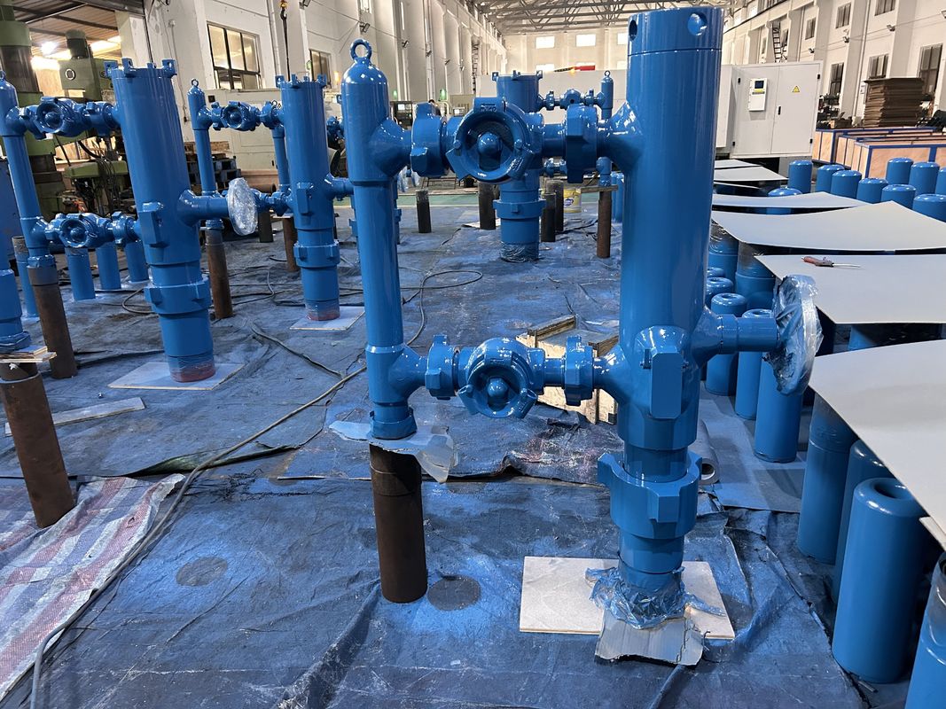 5-1/2' API غطاء LTC المرفق متصل 35Mpa ضغط العمل 54Mpa ضغط الاختبار الرأس التسمنت مزدوج